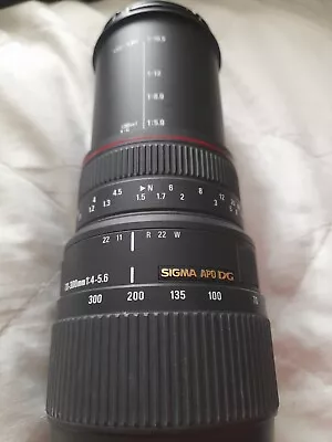 Sigma 70-300mm F/4-5.6 APO DG Macro Nikon Fit Lens  • £21.99