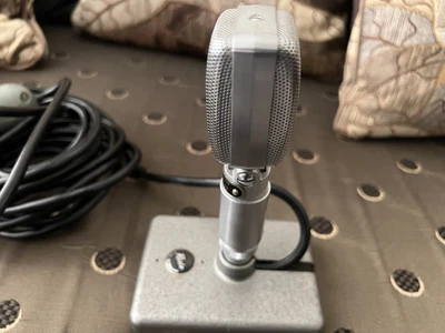 £490.14 • Buy RESLO RB/M Ribbon Microphone, Works W/cable, Clip And Reslo Stand