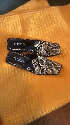 Moda Made In Spain Shoe Mule 9 • $18