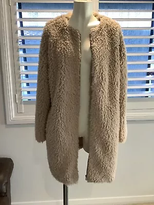 Decjuba Long Teddy Coat Size L • $55