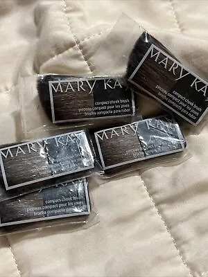 $9.31 • Buy Mary Kay Compact Cheek Blush Brush~lot Of 5 ~new In Package~factory Sealed!