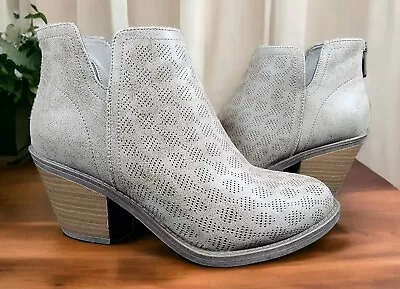 XAppeal 'Alice' Bootie - Taupe - Size 8 • $30