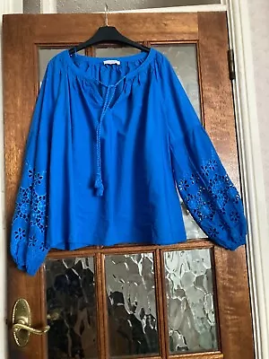 PER UNA At MARKS & SPENCER Ladies 'BRIGHT' BLUE BRODERIE ANGLAISE BLOUSE Top 16 • £3