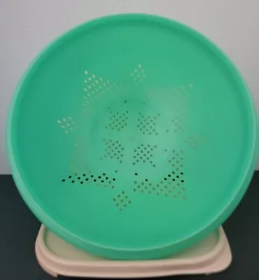 Vintage Tupperware Jadeite Green Colander Strainer Bowl #339 Star Pattern 10  • $10