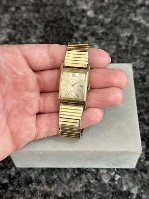 Vintage Lord Elgin 670 21 Jewels 14k Gold Filled Mechanical Tank Watch - RUNS ! • $129