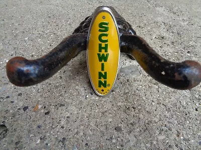 VINTAGE NOS SCHWINN SMALL OVAL HEAD-BADGE 60s/70s TYPE YELLOW/GREEN VERY NICE • $19.95