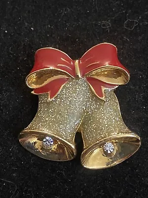 Avon Vintage Christmas Bells Pin Brooch Rhinestone Crystal Gold Signed • $4.50