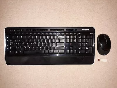 Microsoft Desktop 3000 Wireless Keyboard And Mouse • $33.99