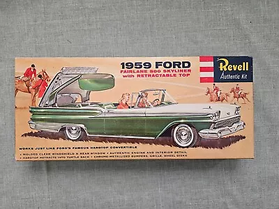 1959 Ford Fairlane 500 Skyliner Retractable Top Revell H-1227:149 1:25 • $97.99