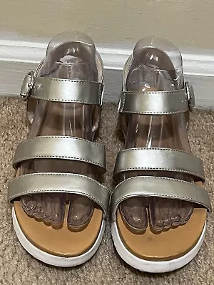 Ugg Australia Strappy Open Toe Silver Buckle Women’s Sz 5 Sandals • $20