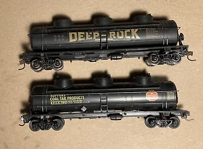 TWO  HO  40  3 Dome Tank Cars Preowned. Koppers Deep Rock • $20