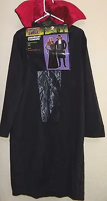 Mens One Size MIDNIGHT VAMPIRE HALLOWEEN COSTUME COAT JABOT NEW NWT FANCY! 39.99 • $15.96