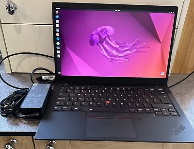 ThinkPad X1 Carbon 7th - I5 - 16GB RAM - 256GB SSD - Ubuntu 22.04 Linux • £365