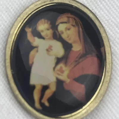 Mother Mary With Baby Jesus Catholic Pendant Charm Vintage Christian Portrait • $12.88
