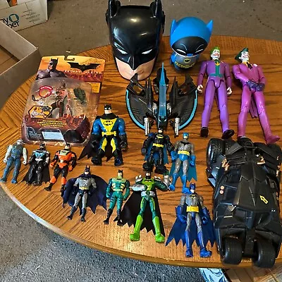 DC Batman Lot Of 23 Action Figures 4 -12 BatmobileElectronic & Die Cast + More • $3.37