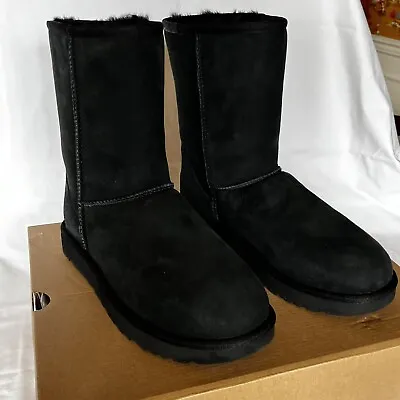 UGG CLASSIC SHORT II WOMENS BLACK SUEDE SHEEPSKIN BOOTS Sz 9 NEW IN BOX! 1016223 • $52