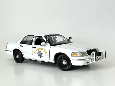 2002 Ford  Crown Victoria White CHP California Highway Patrol 1/18 Last Release • $99.99