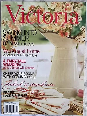 June 2002 Victoria Magazines Romantic Living Inspiring Women • $5