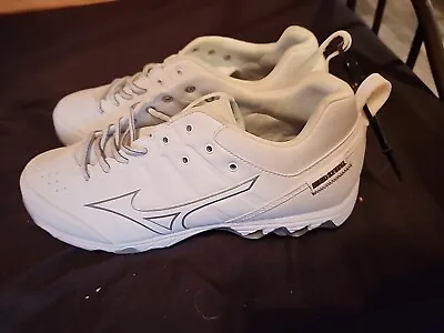 Mizuno 9-Spike Swift 7 320638.0000 White Women's Softball Metal Cleats Size 11 • $44.99