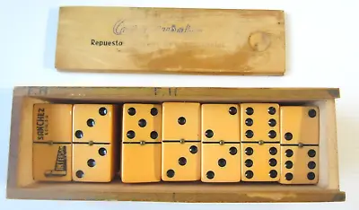 VTG 28 Butterscotch Bakelite Jumbo Thick Dominoes W/Box Sanchez & CIR S A (B6) • $39.95