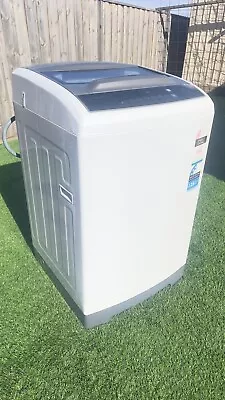 $300 • Buy 9.5 Kg Washing Machine Very Good Working Condition Selling Due To Upgrade