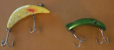 Lot Of 2 Vtg Fishing Lures Russelure Green 2 1/8 & Eddie Pope Fishback Yellow • $18.99