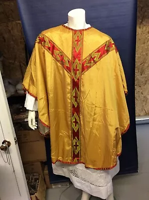 Antique Vintage Religious Catholic Altar Gold/white Reversible Chasuble • $84.98