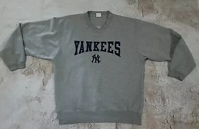 Mens Large Vintage Adidas Embroidered New York Yankees Sweatshirt • $35.35