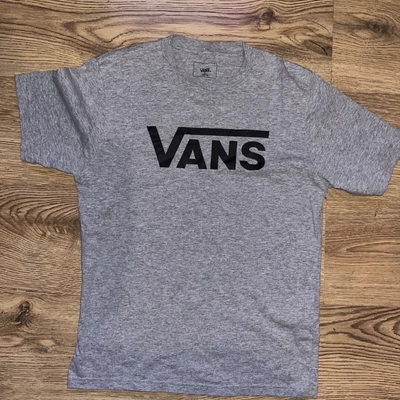 £5 • Buy Vans Womens T Shirt Large Classic Vans Logo Regular Fit