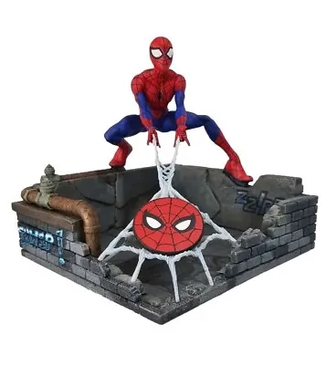 Spider-Man Finders Keypers Keychain & Keys Holder Statue • $34.95