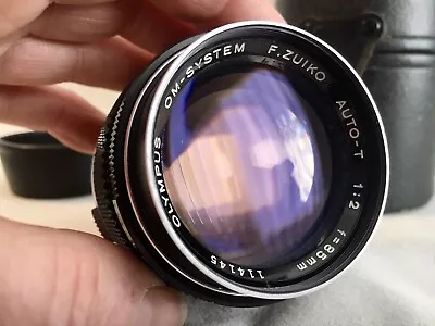 Olympus OM. F. Zuiko Auto-T. 85mm F2 Lens Case & Hood. Excellent Condition. • £299