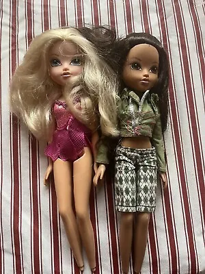 Lot Of 2 Moxie Girls Dolls Y2K • $12