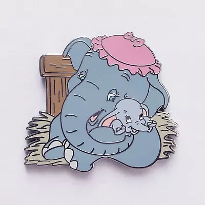 Disney Parks Hugging Hugs Dumbo And Mrs Jumbo Mystery Pin • $25