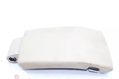 08-11 Volvo Xc70 Center Console Armrest Q4380 • $139.45