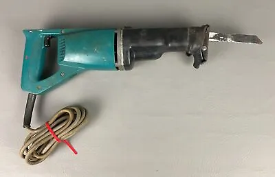 Makita JR3000 Reciprocating Saw Electric Corded • $14.95