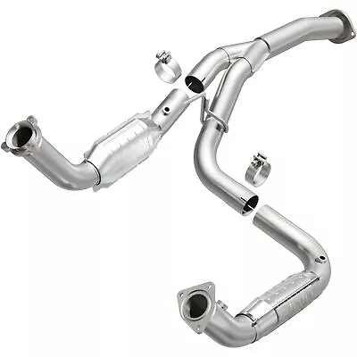 MagnaFlow OEM Grade Federal/EPA Compliant Direct-Fit Catalytic Converter 21-252 • $927