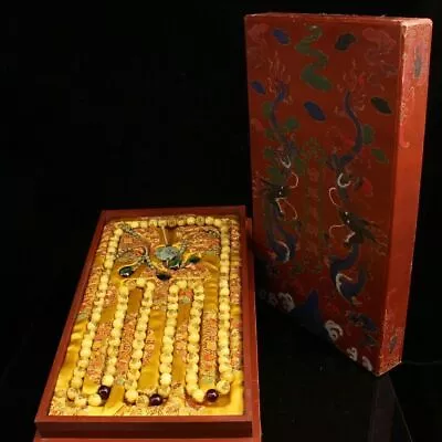 Qing Dynasty Court Collection Beeswax Carving Maitreya Buddha Chaozhu Buddha  • $309.96