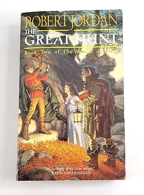 The Great Hunt: Book #2 Wheel Of Time By Robert Jordan Small PB 1999 • $21.95