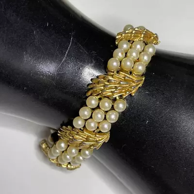 Vintage Bacelet SIGNED Crown TRIFARI Pearl Vtg Costume Jewelry A12 • $45