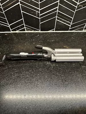 Vidal Sassoon VS184 Series 3 Barrel 5/8” Hair Waver Curling Iron Crimp Wave • $13.99