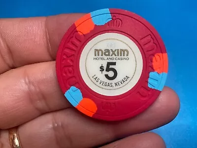 $5 Maxim Las Vegas Nevada  Casino   Chip— Dark Inlay ——y-305 • $14.95