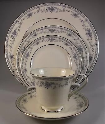 Minton Bellemeade Five Piece Place Settings - Perfect  • $52.49