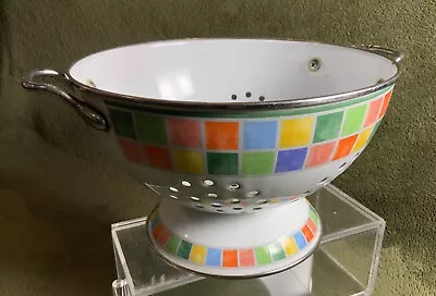 Villeroy And Boch ‘Twist Alea Limone’ Enameled Stainless Steel Footed Colander • $45