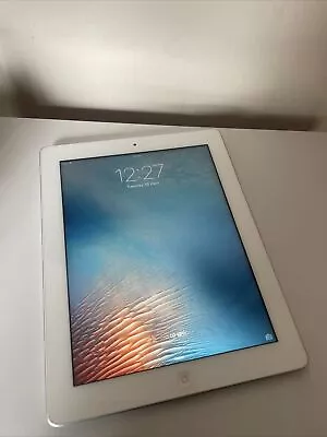 Apple IPad 2 16GB Wi-Fi 9.7in - White - (R4) • £4.99