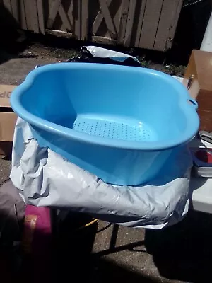 Foot Soak Tub • $15