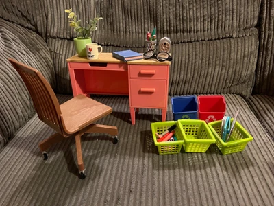 £34.99 • Buy Our Generation School Accessories Replacement Teachers Desk+Chair 18  Dolls Pink