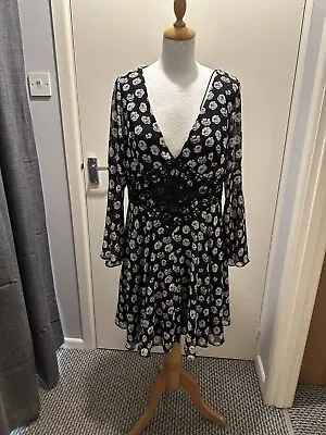 Michelle Keegan Lipsy Black And Cream Dress Size 16 Nwt • £6.99