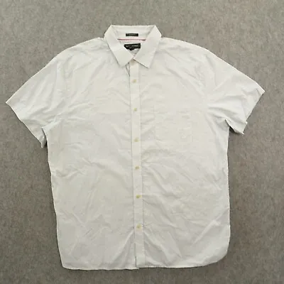 Banana Republic Shirt Mens 2XL XXL White Button Up Short Sleeve Slim Polka Dot • $13.90