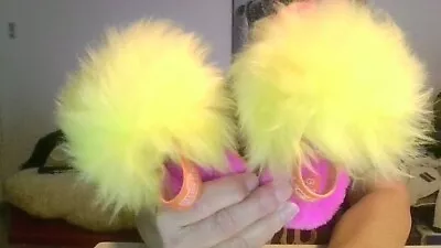 Ugg Lil Girl 8 Sesame Street Pink W Yellow Fluff Yeah Big Bird Sandles NEW/TAG • $24.99