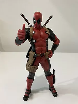 Deadpool Figurine 20cm Marvel Genuine • $46